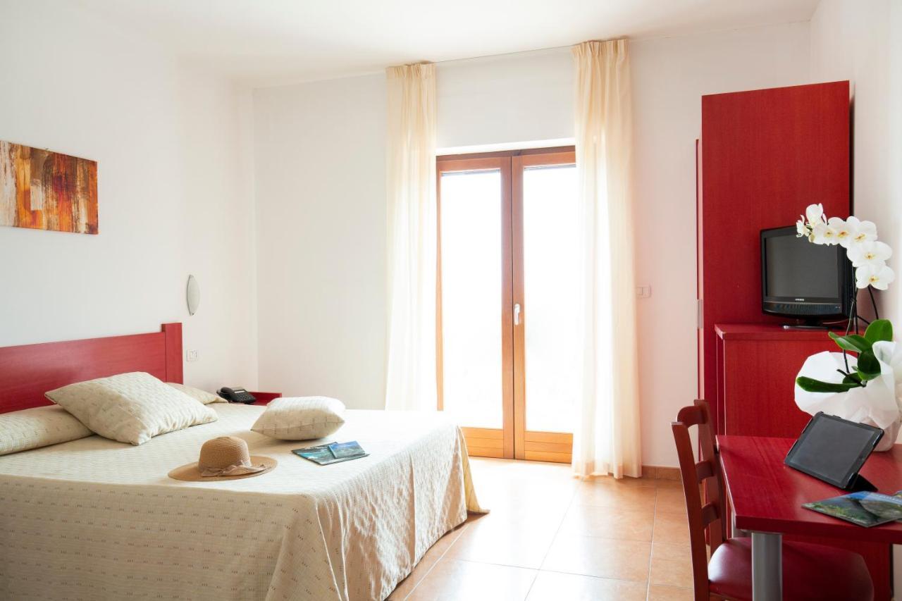 Hotel Delle More Vieste Esterno foto