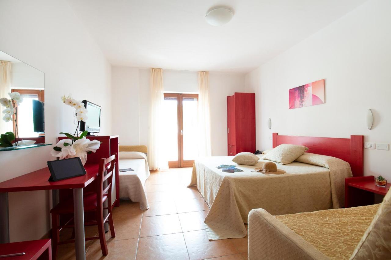 Hotel Delle More Vieste Esterno foto