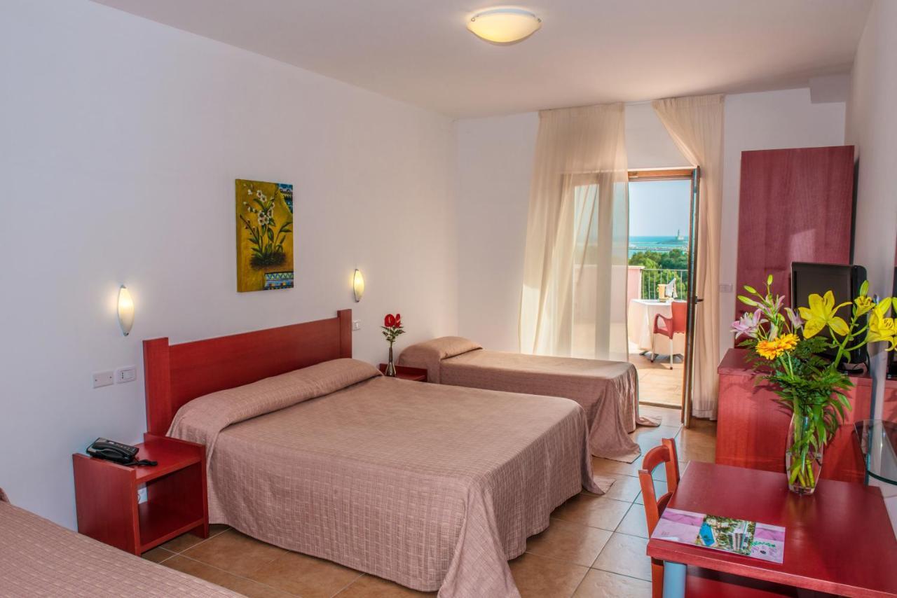 Hotel Delle More Vieste Esterno foto